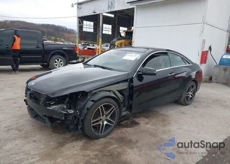 2016 Mercedes-Benz E 400 4Matic z USA, uszkodzony, nr VIN WDDKJ6HB1GF345338